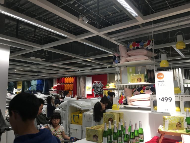【IKEA長久手】アクセスと混雑情報。デザインいい家具と雑貨が安い!