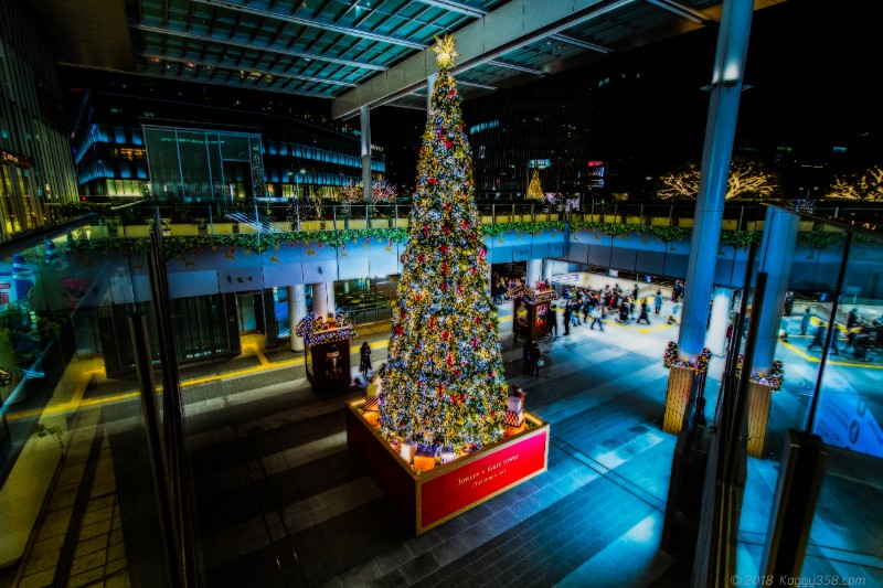JRゲートタワーのクリスマスツリー