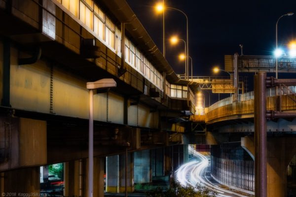 清洲ジャンクションの中央の歩道橋からの夜景