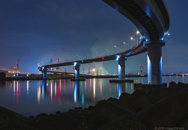 【構図の没個性の考察あり】四日市いなばポートラインの工場夜景【迫力あるS字撮影スポット】