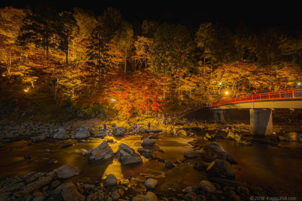 紅葉の名所、香嵐渓のライトアップを撮影！三脚使用の注意に渋滞回避のコツも紹介