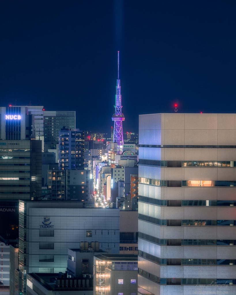 JRセントラルタワーズ15階スカイストリートからの名古屋テレビ塔の夜景
