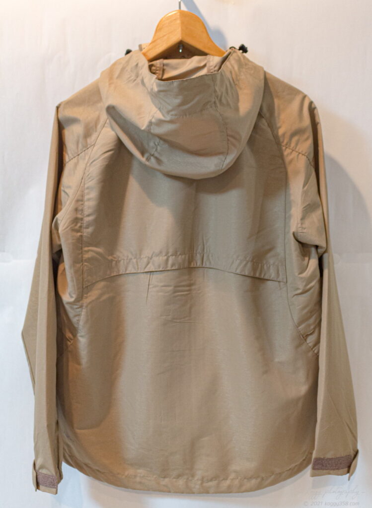 ワークマンのMINOTECH+(ミノテック)耐久撥水アーバンシェルジャケット