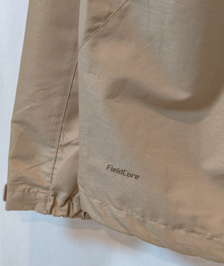 ワークマンのMINOTECH+(ミノテック)耐久撥水アーバンシェルジャケットのロゴの位置