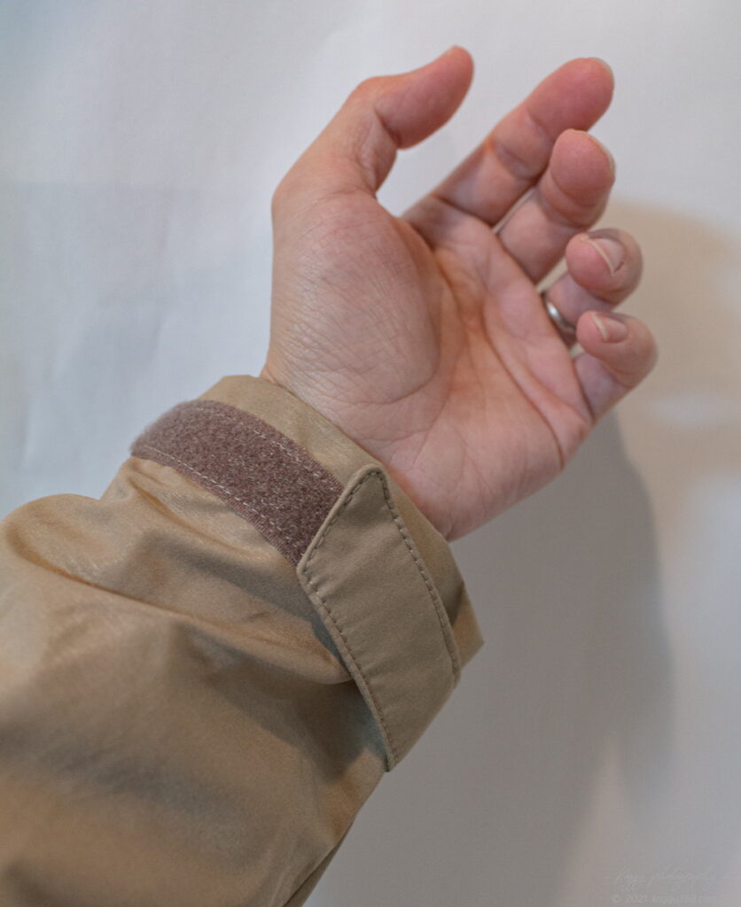 ワークマンのMINOTECH+(ミノテック)耐久撥水アーバンシェルジャケット