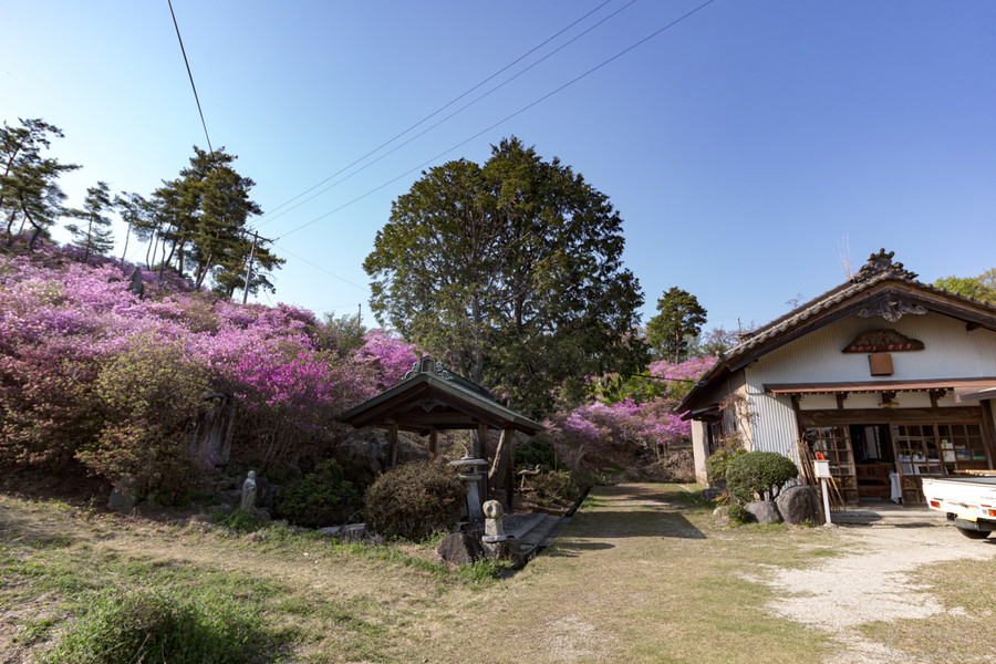 古瀬間御嶽神社の社務所の雰囲気